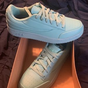 Mint Fila. Size 8 In womens never worn